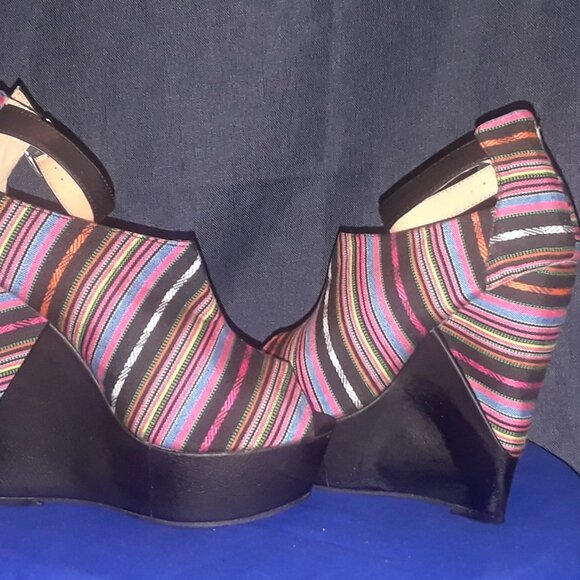 WEDGE  Espadrilles - Picture 3 of 6